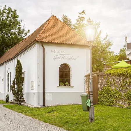 Pod Hradkem Pensjonat Mikulov