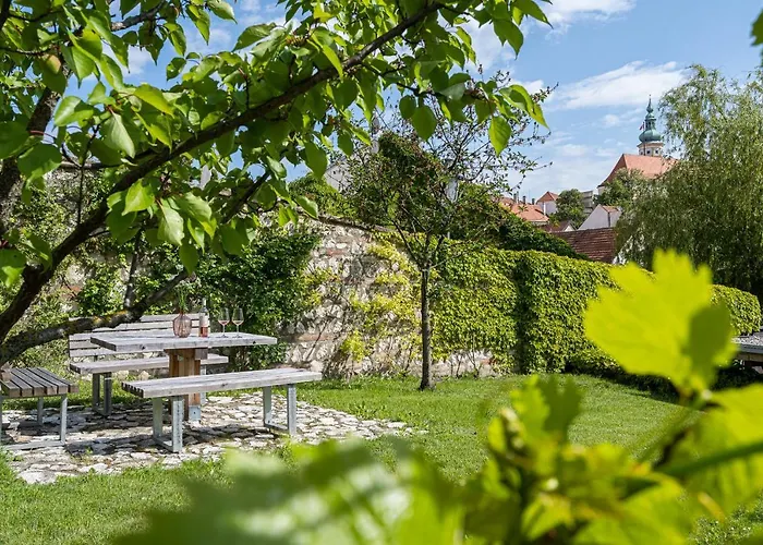 Pod Hradkem Pensionat 3*